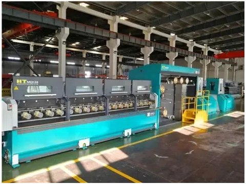 Como uma máquina de desenho de vários fios aumenta a eficiência da produção de cabos?